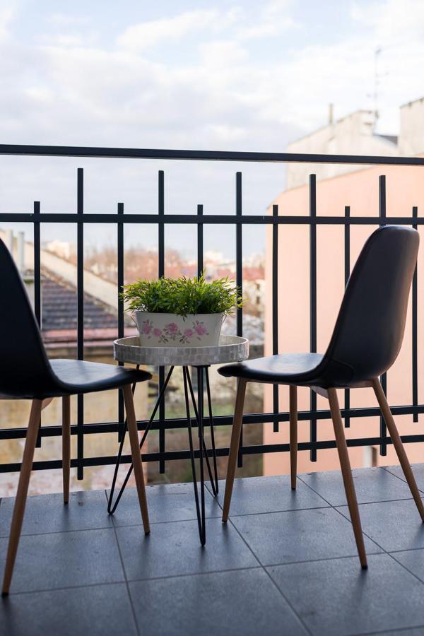 Modern Apartment In Best Location クラクフ エクステリア 写真