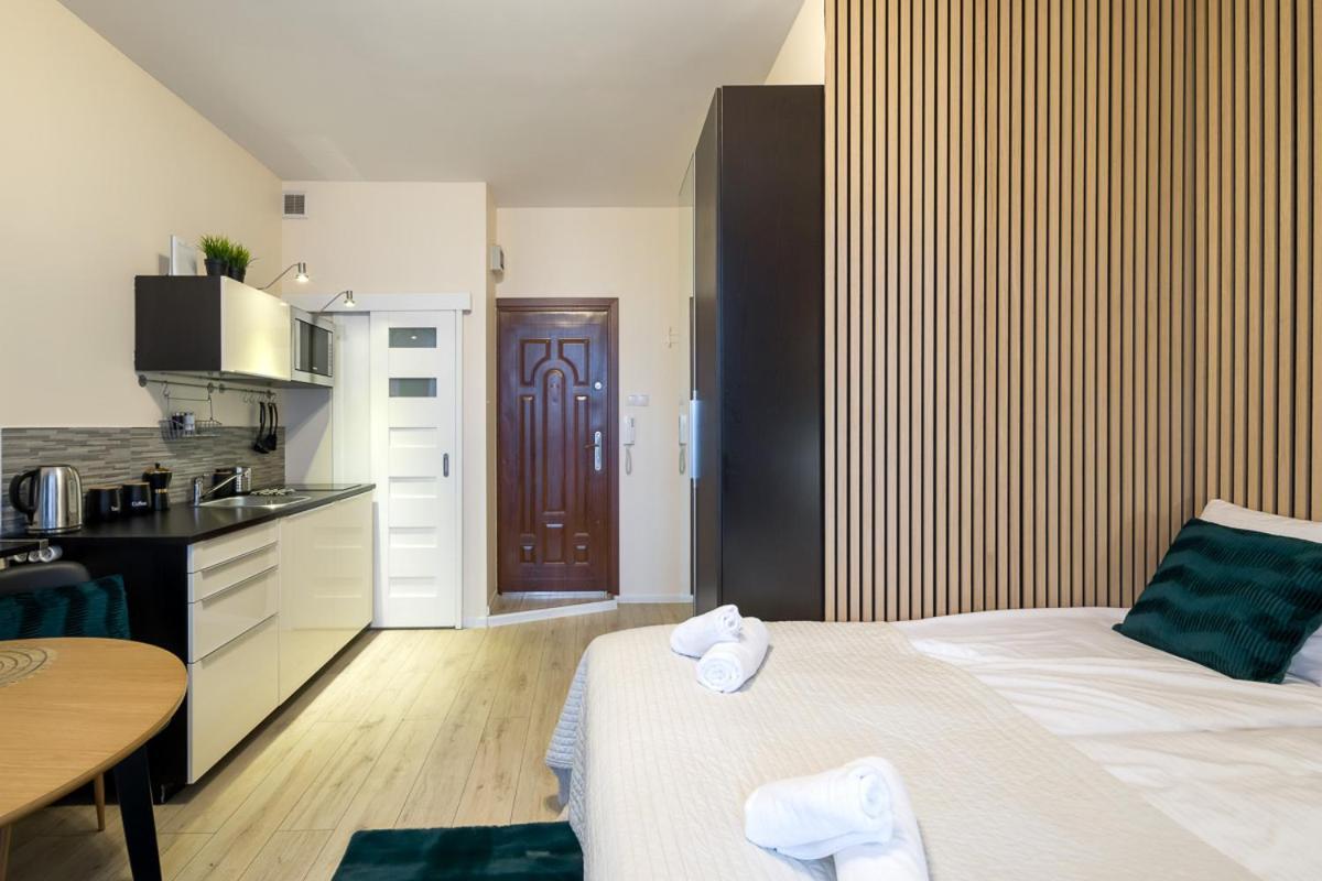Modern Apartment In Best Location クラクフ エクステリア 写真